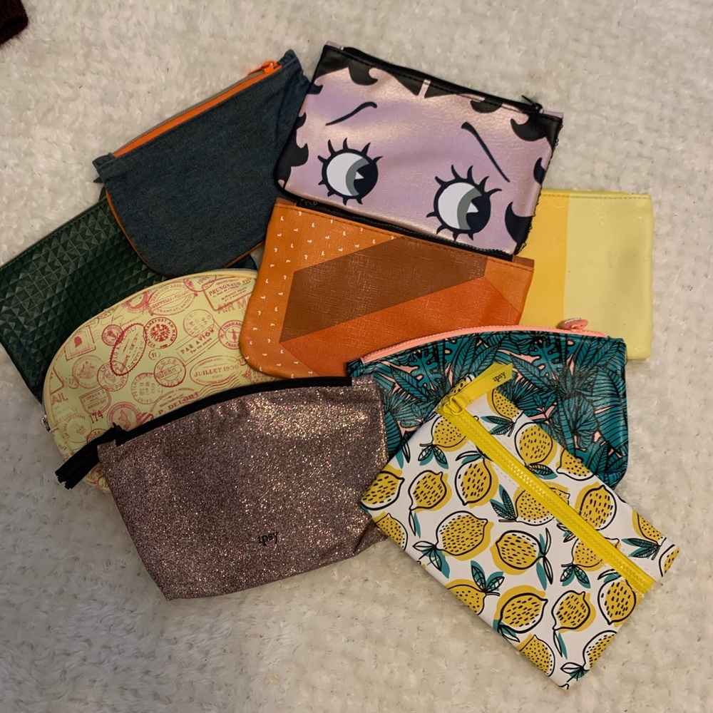 IPSY cosmetic bags